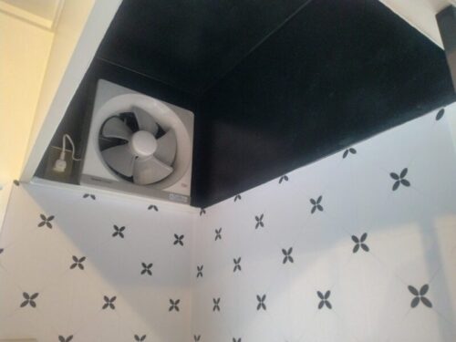 換気扇は新しいものに取り換え