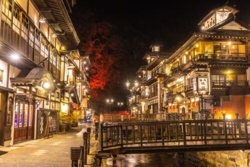 山形県　銀山温泉