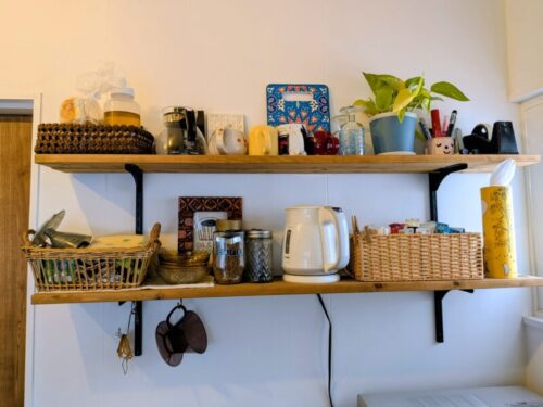 DIYから2年後のキッチンの手作り稼働式棚