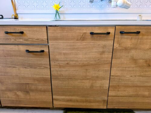 DIYから2年後のキッチンの収納扉